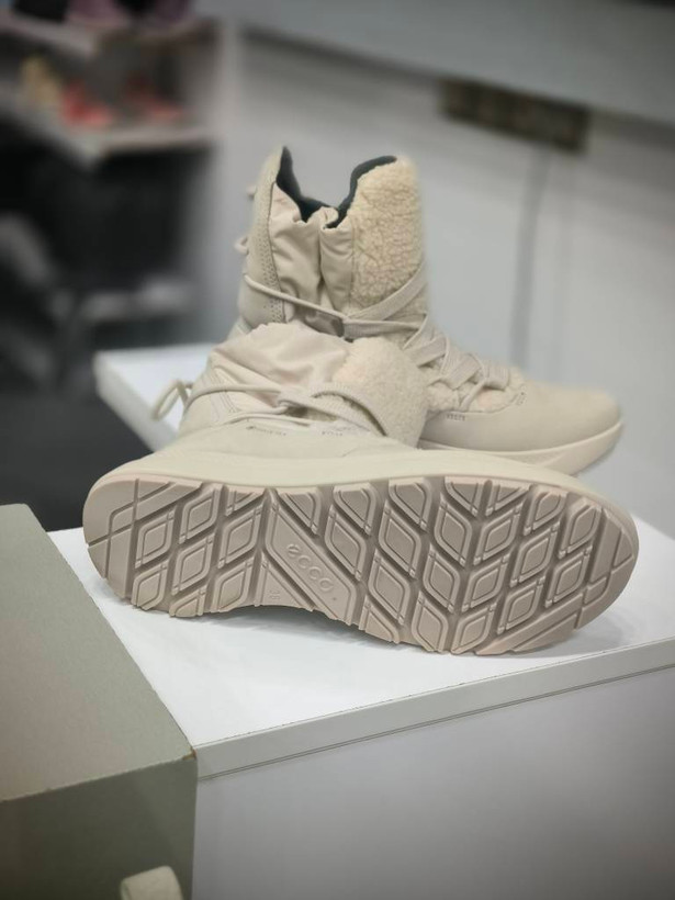 کفش روزمره ecco solice goretex کد 42016360997