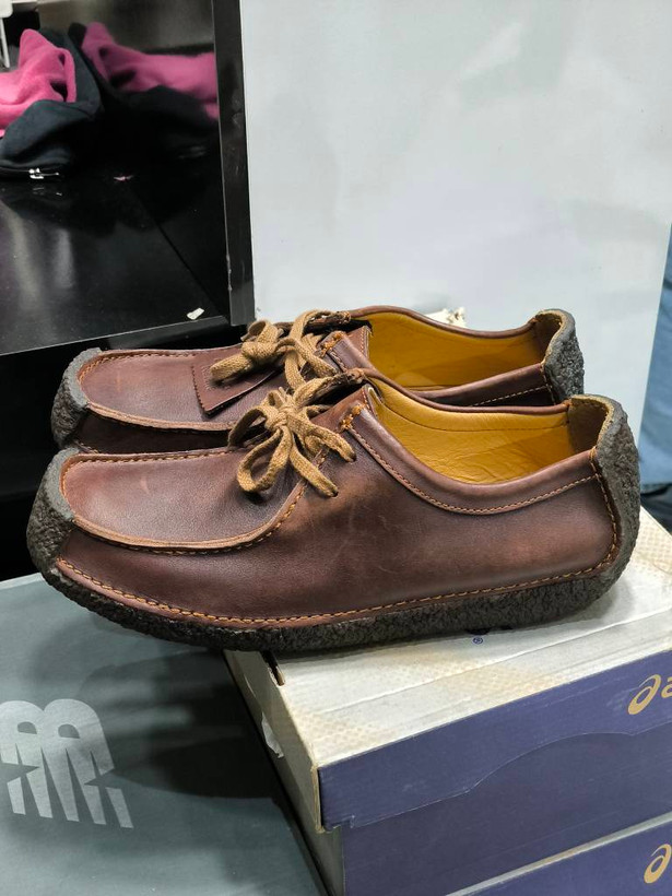 کفش چرم مردانه کلارک ناتالی مدل Clarks Originals Natalie Men's Brown Leather کد 26109038